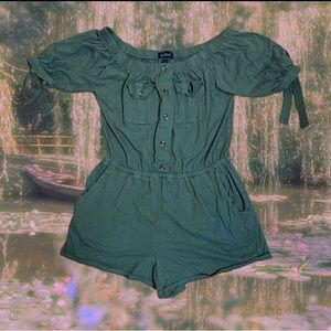 Derek Heart Olive Green Utility Romper with Pockets, Size Large
